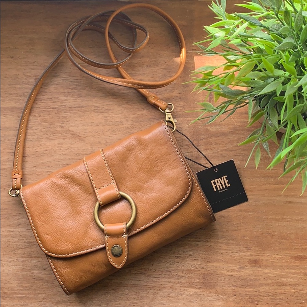 $198 FRYE Crossbody TAN Clutch Leather Purse NWT!